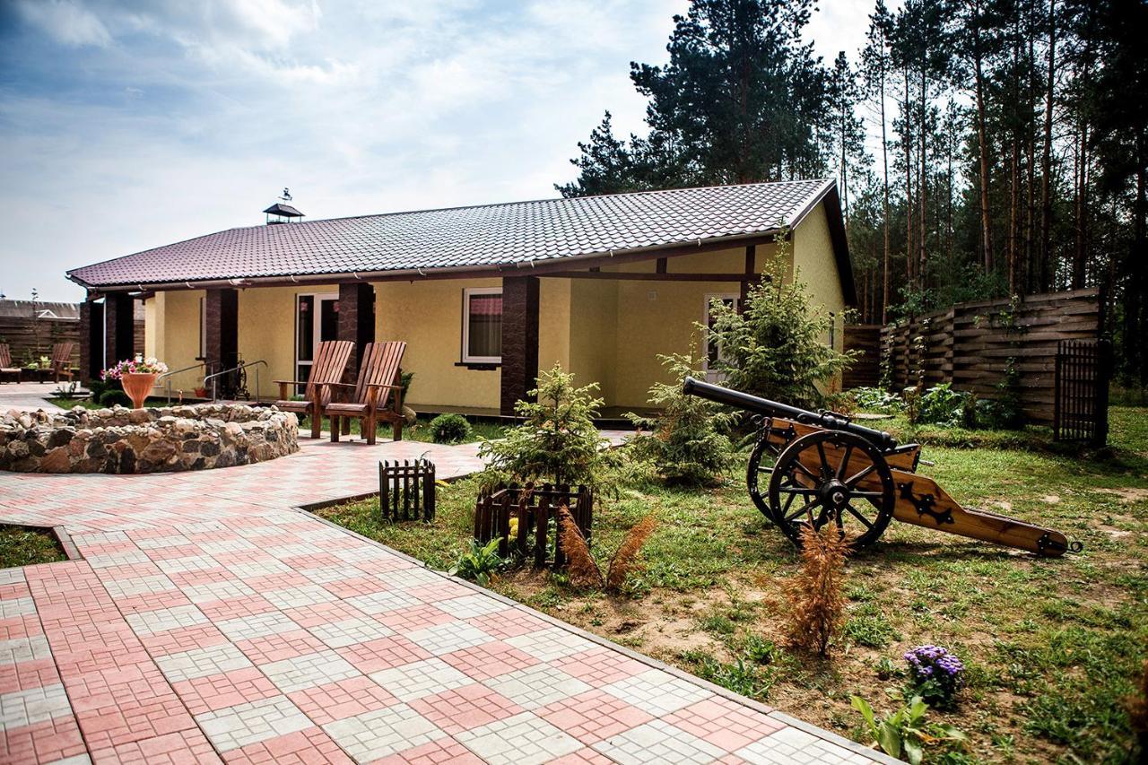 U Listochka Otel Bereza Dış mekan fotoğraf