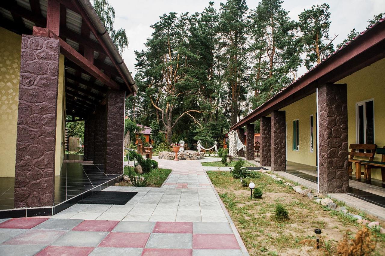 U Listochka Otel Bereza Dış mekan fotoğraf