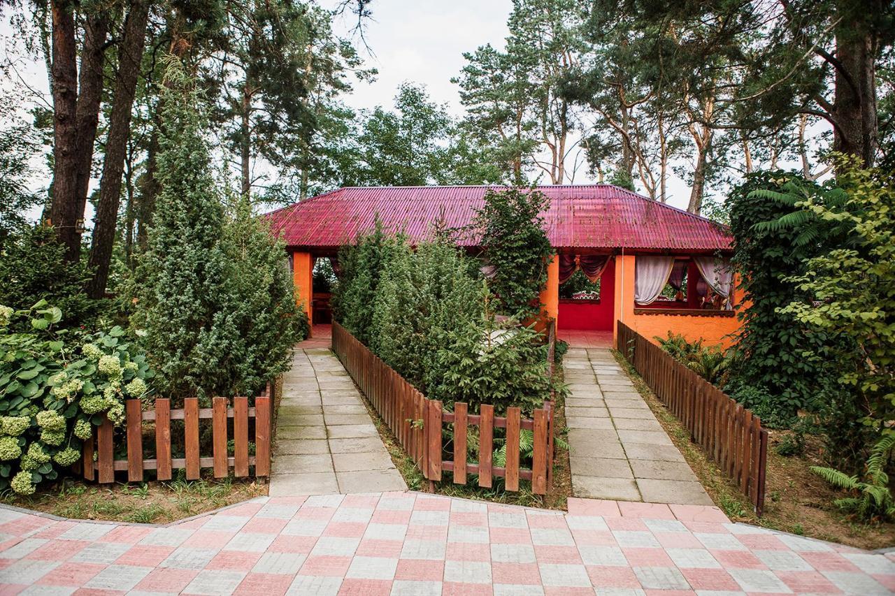 U Listochka Otel Bereza Dış mekan fotoğraf